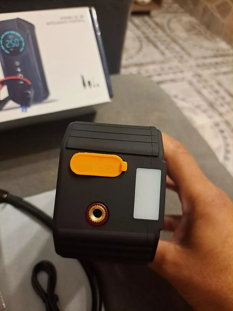 Puertos y linterna NexusDrive